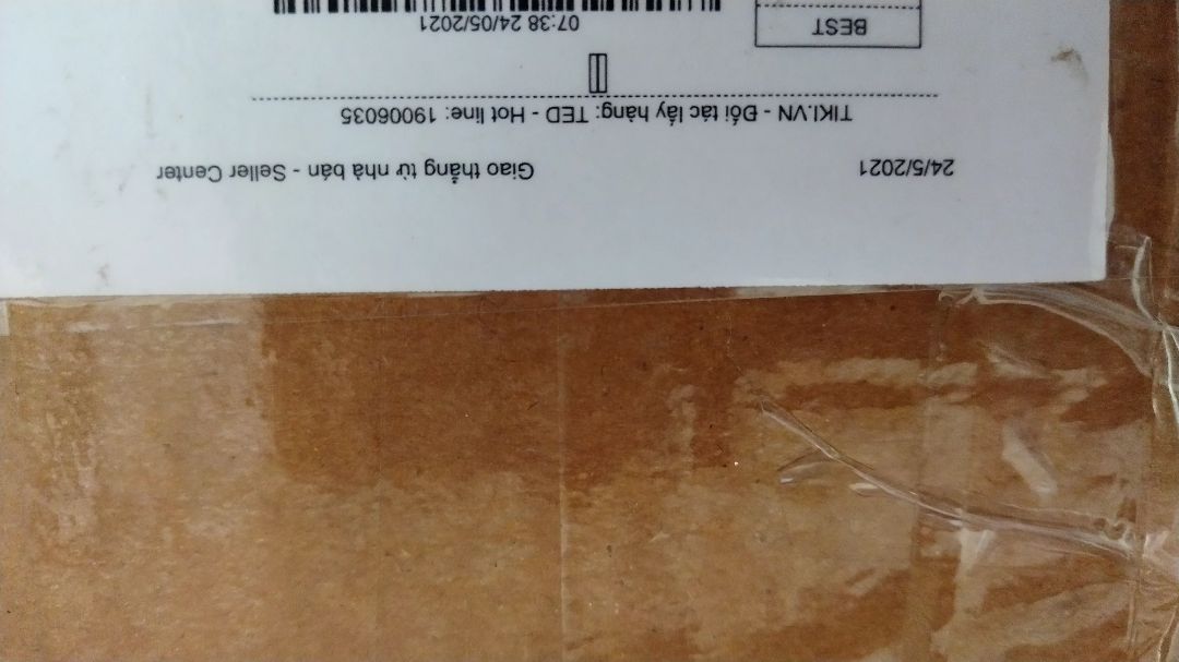 sách được gói rất cẩn thận, bọc bì chống sốc nên mới có thể tránh được tình trạng gãy góc tệ hơn là bung gáy, bởi khi nhân được sách từ đơn vị vận chuyển, hộp đựng bên ngoài bị gập góc móp rất nhiều do bốc xếp hàng thô bạo. sách cung cấp thông tin rõ ràng về Dịch giả, gì thì chứ bấy nhiêu là thấy hài lòng rồi. mong lần sau mình chú ý lựa chọn đơn vị vận chuyển biết trân trọng hàng của khách hơn một xíu. chúc bạn buôn may bán đắt và mãi nhiệt tâm theo đuổi đam mê.