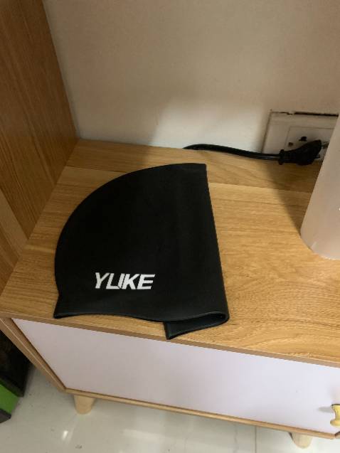 Sản phẩm giống như hình, nguyên seal, nhìn chắc chắn. Đeo vào ôm mắt, không đau mắt, nhìn rõ. Nên mua. Giao hàng nhanh và cẩn thận