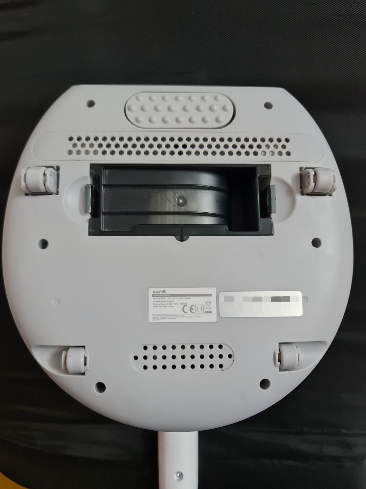 Tiki giao nhanh đúng giờ. Sản phẩm hoạt động ổn, độ ồn vừa phải. Hút nệm sạch. Dây diện dài và chắc chắn.
Sản phẩm có hạn bảo hành 3 tháng từ nhà bán.