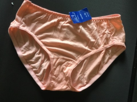 Hàng nhận được không như trong ảnh , không có ren trước , chất liệu polyamide , không phải cotton , không phải dàng cho trọng lượng 65kg. Đề nghị cho trả lại hàng .