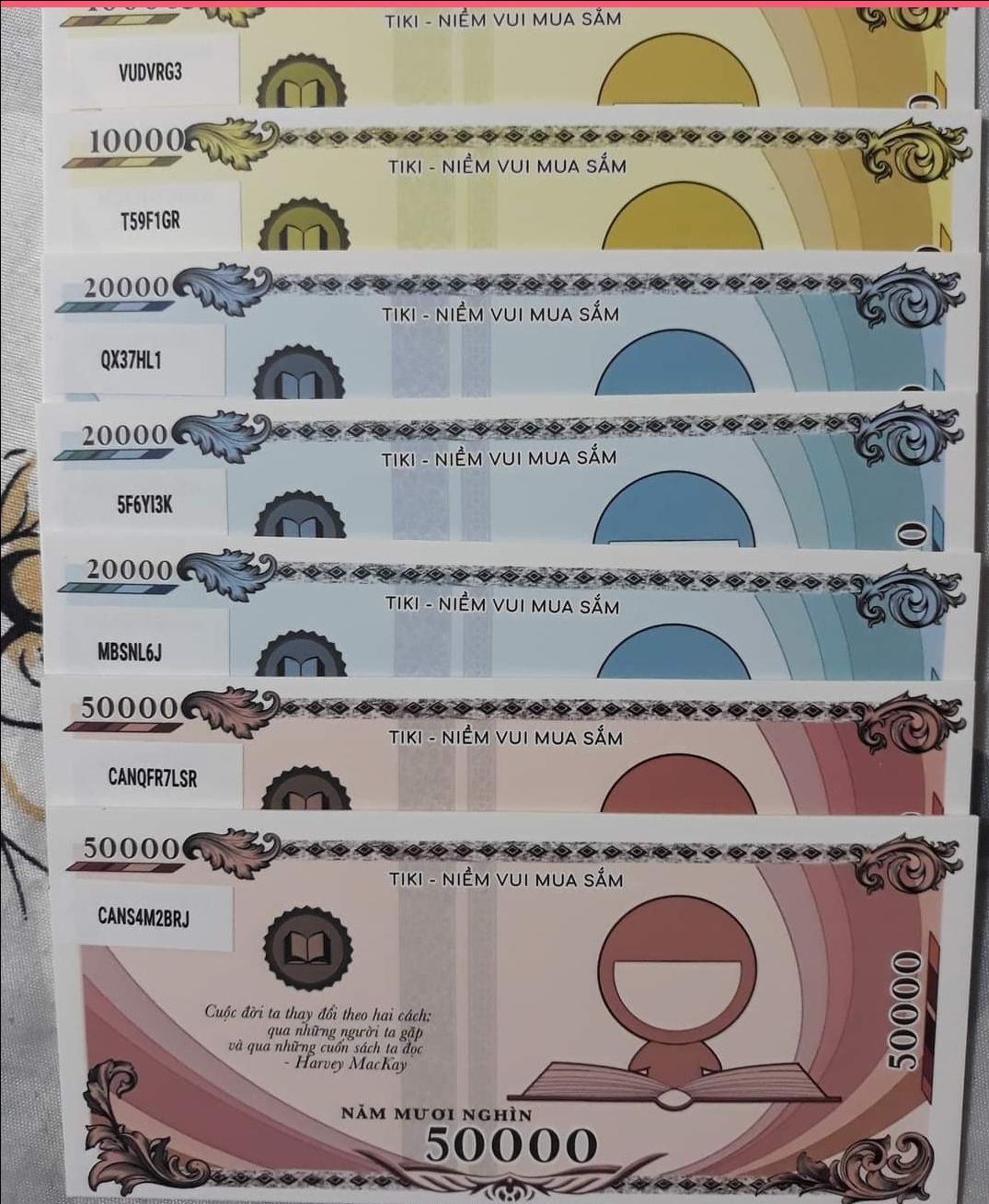 mua sách trong đợt HSO là được tặng bm xịn nhé.