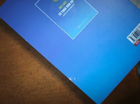 Đóng gói cẩu thả, trầy rách làm mất giá trị cuốn sách