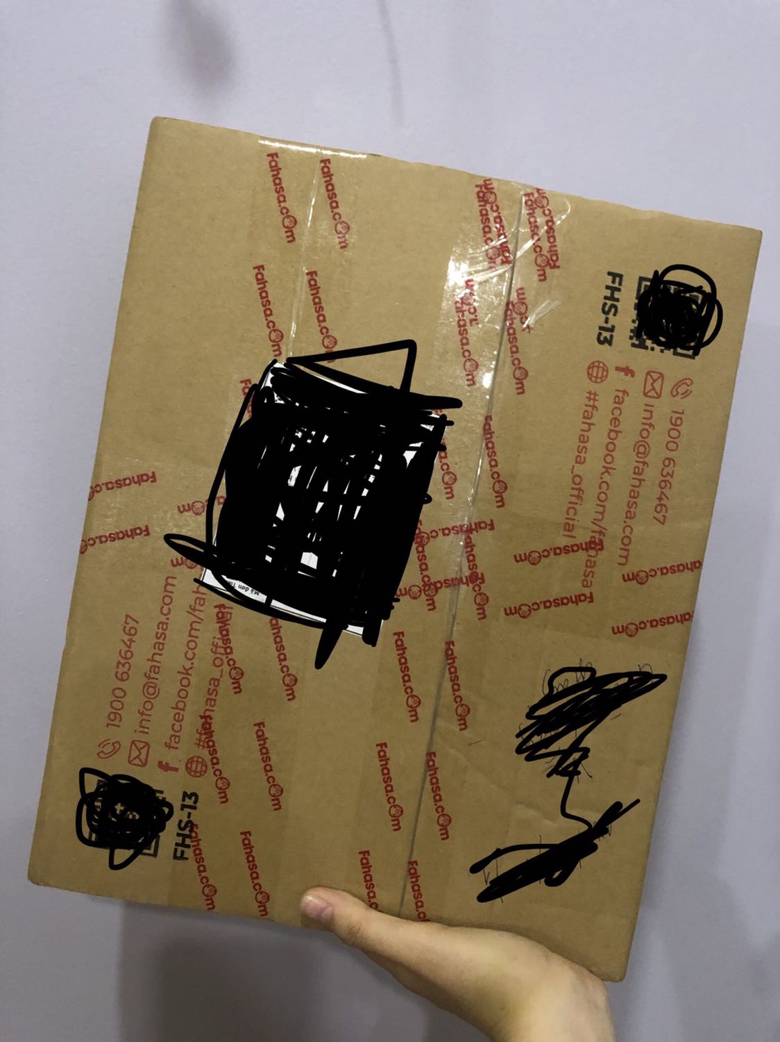 Sp tốt, chữ in rõ, đóng gói đẹp, chắc chắn
Giao hàng siêu nhanh mới đặt hôm qua hôm nay nhận rồi ạ
Cảm ơn fahasa với tiki nhiều ạ