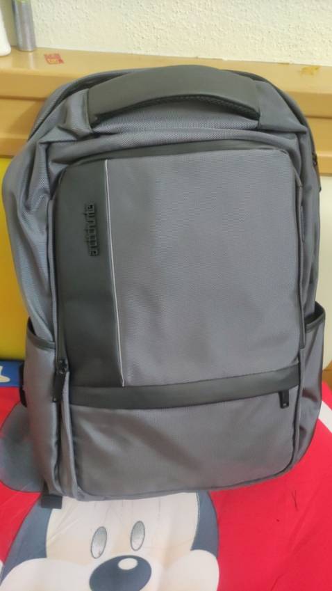 Sản phẩm rất đẹp, nhẹ, thời trang. Có vẻ bền chắc và chống va đập tốt. Rất ưng ý :)
Hàng chính hãng, chuẩn bao đẹp :D Sản phẩm rất đẹp, nhẹ, thời trang. Có vẻ bền chắc và chống va đập tốt. Rất ưng ý :)
Hàng chính hãng, chuẩn bao đẹp :D