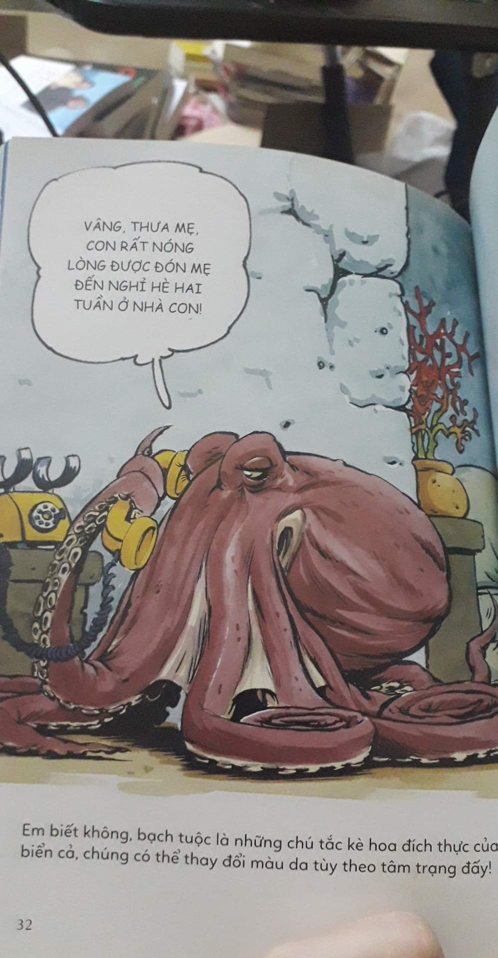 Sách rất thú vị, cung cấp những kiến thức mới mẻ về bạch tuộc. Mua cho cháu mà mình đọc thấy thích quá luôn ~~