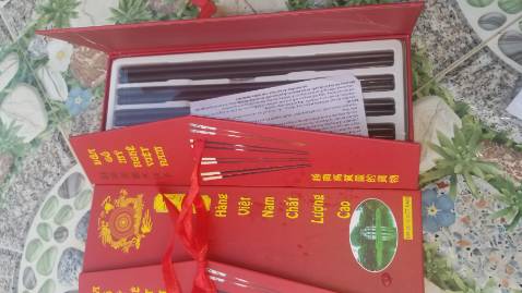 sản phẩm  chất lượng  tốt , bao bì rất đẹp đóng gói kỹ lưỡng .cảm ơn  vì món quà tặng