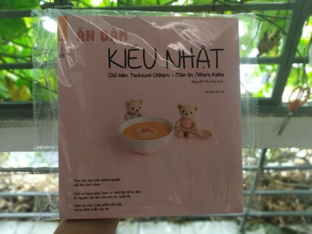 Sách đóng gói cẩn thận, mới và chất lượng. Hài lòng về sản phẩm mua trên Tiki. Sách đóng gói cẩn thận, mới và chất lượng. Hài lòng về sản phẩm mua trên Tiki.