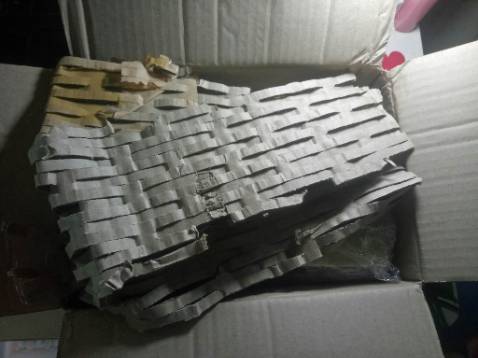 Tiki giao hàng cực kì nhanh và kèm theo đó là khâu đóng gói khá sơ sài nhưng cũng may là sách không bị bóp méo quá nhiều Tiki giao hàng cực kì nhanh và kèm theo đó là khâu đóng gói khá sơ sài nhưng cũng may là sách không bị bóp méo quá nhiều