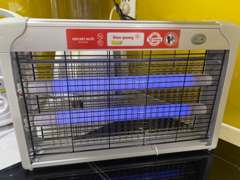 Hàng đóng gói cẩn thận, *** tốt, đúng hàng của hãng Điện Quang 👍 10 điểm 
Đã mua ủng hộ 2 cái của shop 👍
Shop rất uy tín , khách hàng sẽ ủng hộ dài dài khi cần 🎉👍