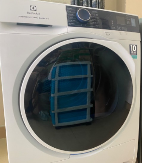 Máy dễ sử dụng. Sấy được nhiều quần áo. Cho Shop 5 Sao