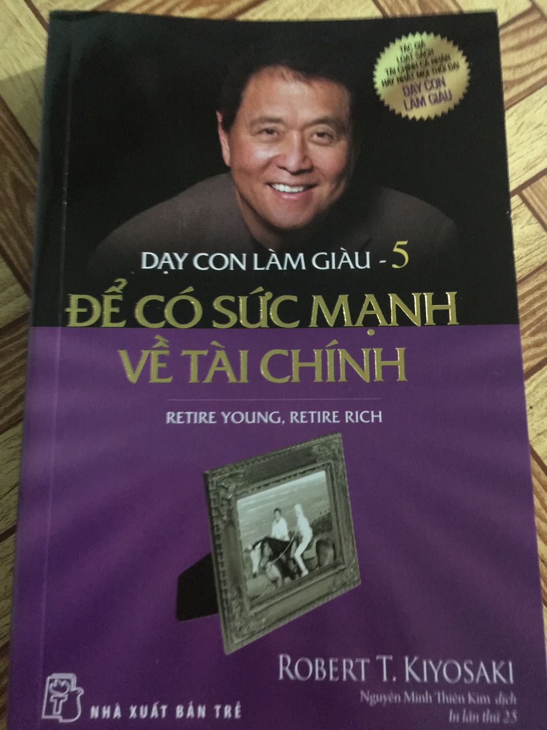 Cho 3 sao vì 1 số cuốn bị xước và cũ như quyển tập 10 và tập 1