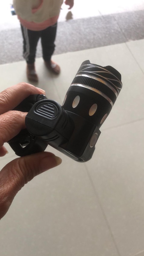 Hàng chắc chắn, sáng. Đóng hàng cẩn thận. Đợt rồi đơn hàng đi hơi lâu nhưng vẫn cho 5 sao vì sản phẩm.