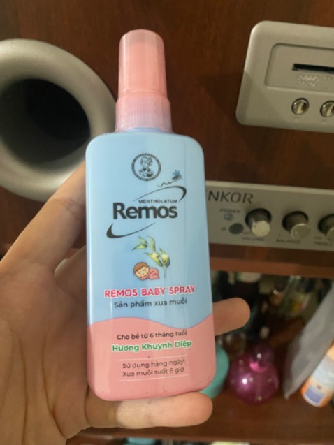 Xịt muỗi dùng ok, đỡ bị đốt hẳn. Mùi khuynh diệp nhẹ nhàng, m đã cho bé dùng nhiều rồi. rất ok
