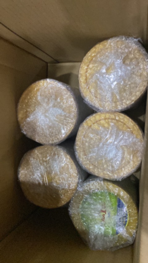 Sữa thơm dễ uống, không ngán. Bé uống thấy bé thích.
Giao hàng đủ số lượng, giống hình.
Shop tặng quà dễ thương quá.