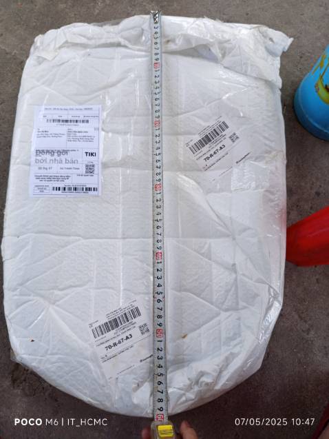 Kích thước thực tế (Dài x Rộng) là 60 x 40 cm, phù hợp cho nhu cầu giặt và chứa đựng khoảng 10 bộ quần áo xuân hè ngắn tay.