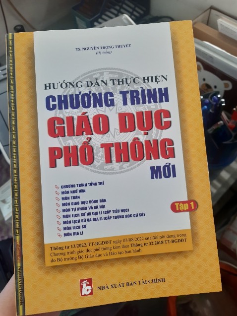 Sách đẹp giấy đẹp giao nhanh, được bọc plastic sạch sẽ, rất hài lòng…