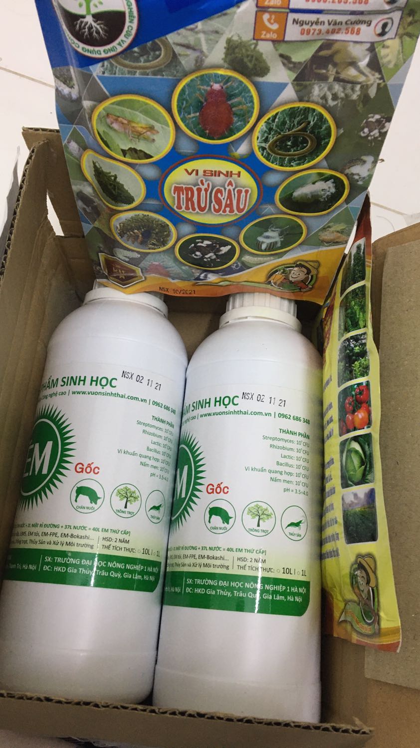 Đúng hàng. Chế phẩm này đã sử dụng qua. Giúp đất xốp hơn nhiều khi trồng cây.