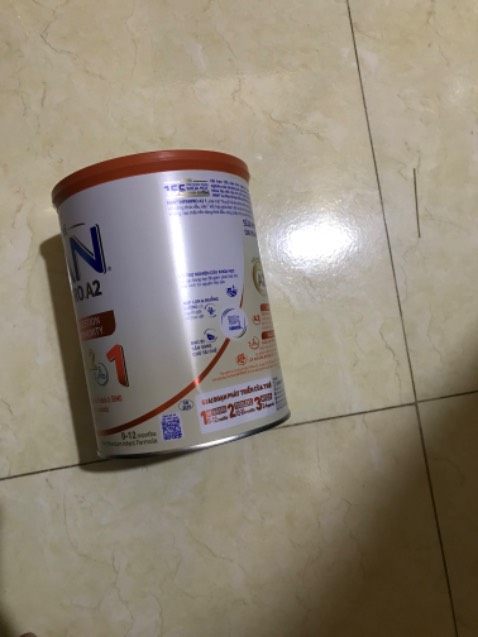 Nhận được hàng vỏ hộp bị bóp méo