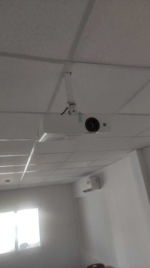 Sản phẩm giao nhanh. Đúng với miêu tả. Đóng gói kỹ lưỡng. Sẽ ủng hộ shop. cảm ơn shop vì sự đúng hẹn!