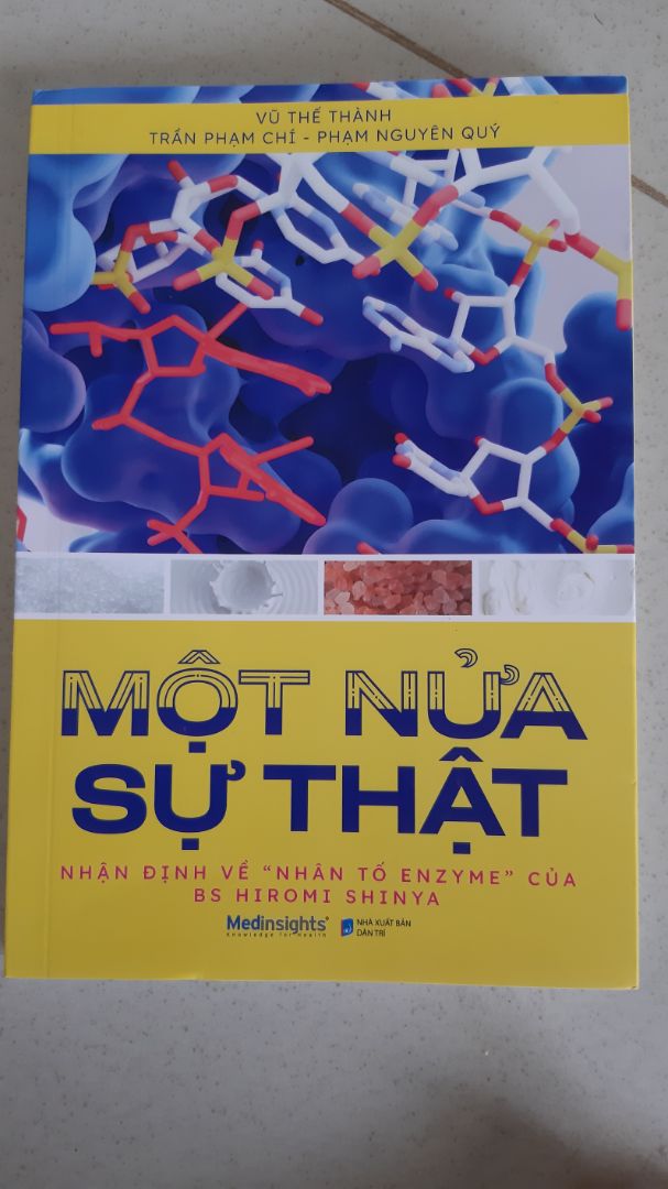 Cám ơn tác giả Vũ Thế Thành đã chia sẻ một góc  nhìn khác về bộ sách " Nhân tố enzyme" của Bs. Hiromi Shinya, giúp người đọc có cái nhìn khách quan hơn về enzyme, không bị huyễn hoặc, cuồng thực phẩm chức năng một cách thái quá!