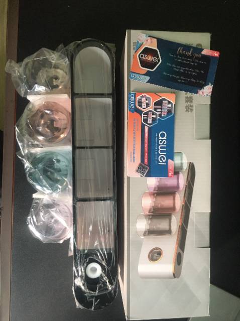 ◯ Nhận hàng trong buổi chiều mưa... buồn.Nhưng cũng khá hài lòng vì mua được sản phẩm ưng ý.
│
◯ Kiểu dáng thiết kế đẹp lắm, sang, xịn.
│
◯ Chất liệu là nhựa thuộc dòng tốt.
│
◯ Ly đẹp.
│
◯ Miếng dính chắc chắn, mình có làm theo hướng dẫn trên bài của nhà sản xuất là để keo khô hơn 12 tiếng cho chắc ăn.
│
◯ Cả gia đình đều thích, mẫu mới, hàng đẹp.
│
◯ Sẽ mua thêm 1 bộ nữa về lắp thêm trong phòng tắm còn lại.
│
◯ Sản phẩm tốt, mình sẽ giới thiệu thêm cho Shop nha.
│
◯ Dài dòng quá... chấm 5 sao.