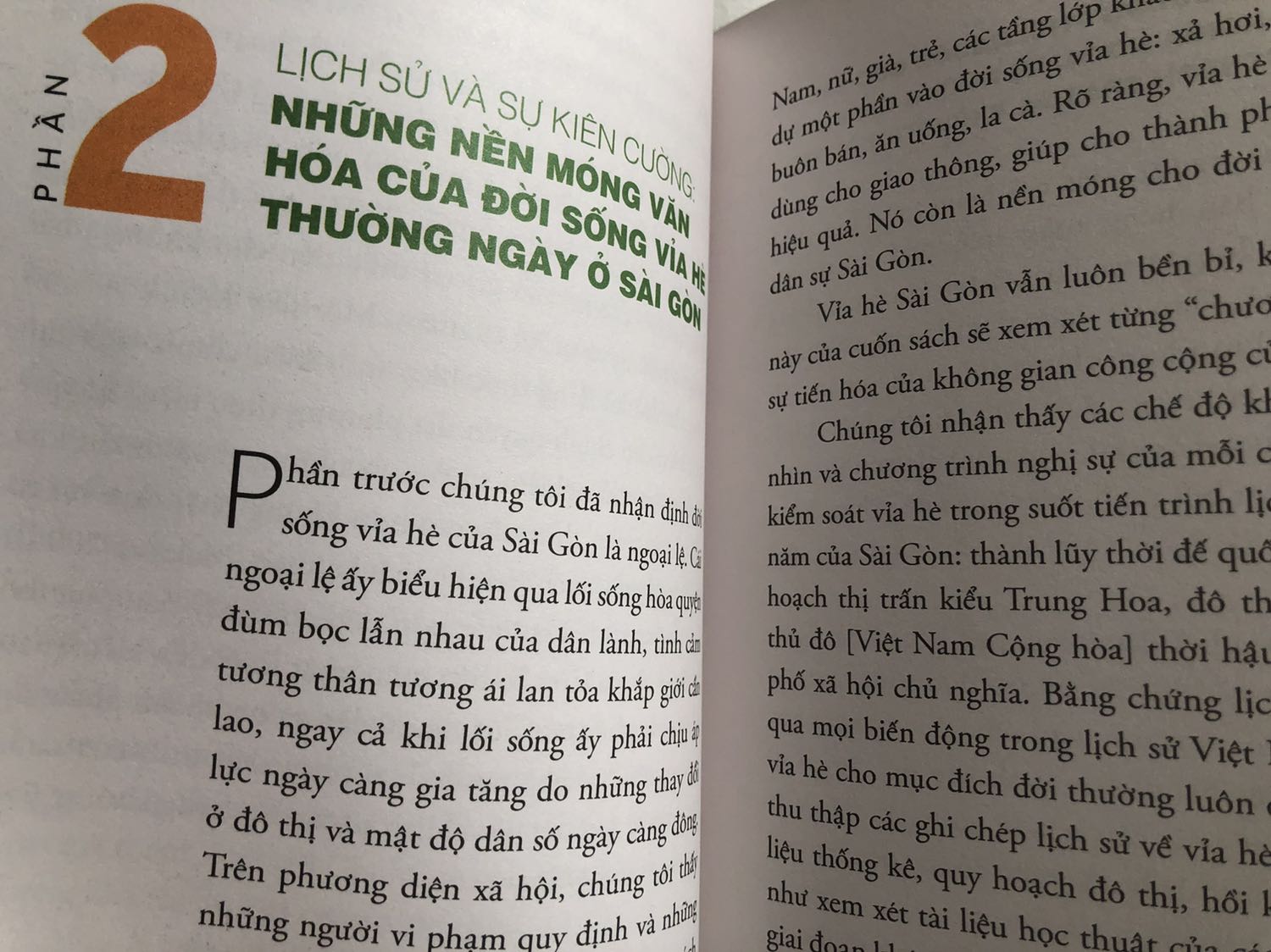 Sách in đẹp, minh hoạ nhiều hình ảnh. Nội dung chưa đọc nhưng có vẻ hay. Nên mua Sách in đẹp, minh hoạ nhiều hình ảnh. Nội dung chưa đọc nhưng có vẻ hay. Nên mua