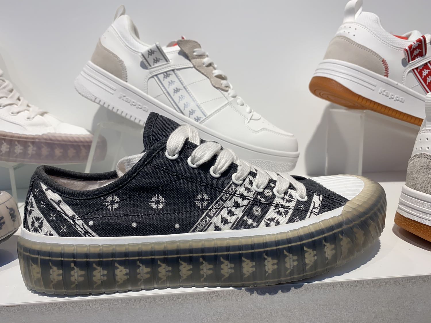 Thương hiệu lớn, hàng đẹp, dùng chất lượng tốt, an tâm. cảm ơn tiki và shop