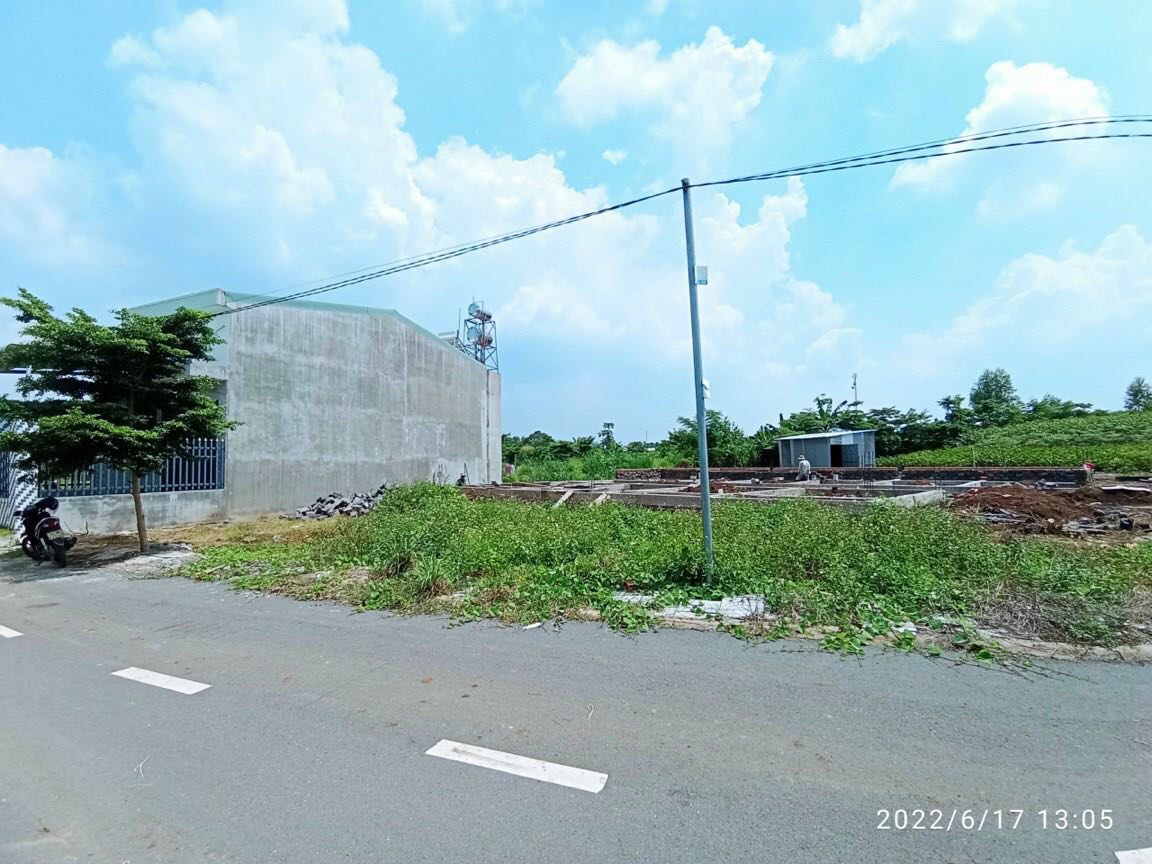 Sách hay, bé thích,
Câu văn dễ hiểu trong sáng