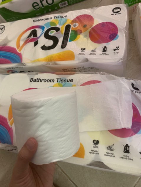 Khá mỏng xài nhanh hết cực kỳ luôn ko có bụi giấy, khăn asi tot hơn ero, khăn giấy indo gói nhỏ xài cũng nhanh hết lắm