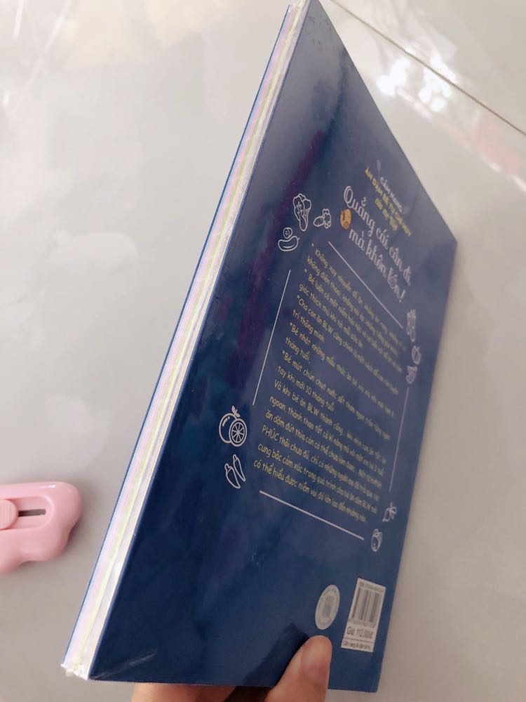 Giao nhanh lắm. Sách đẹp và hình ảnh cute xinh xắn Giao nhanh lắm. Sách đẹp và hình ảnh cute xinh xắn