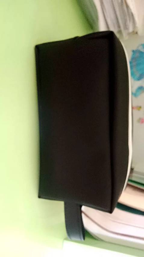 Hộp đựng bút đẹp , bền , bé nhà mình rất thích . Lâu lắm rồi mới mua hàng trên tiki lại , tiện thể đánh giá sản phẩm cho shop luôn . Cảm ơn tiki nhiều