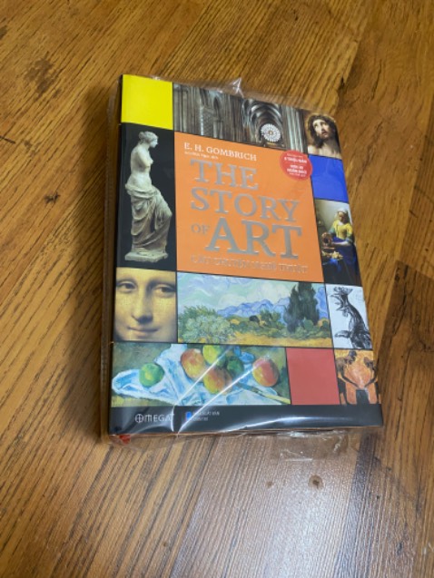 Sách mới, chỉ hơi cấn nhẹ tí chút ở góc nhưng ko ảnh hưởng gì. Giá sale rất tốt rồi nên khá ok. Tks Tiki.