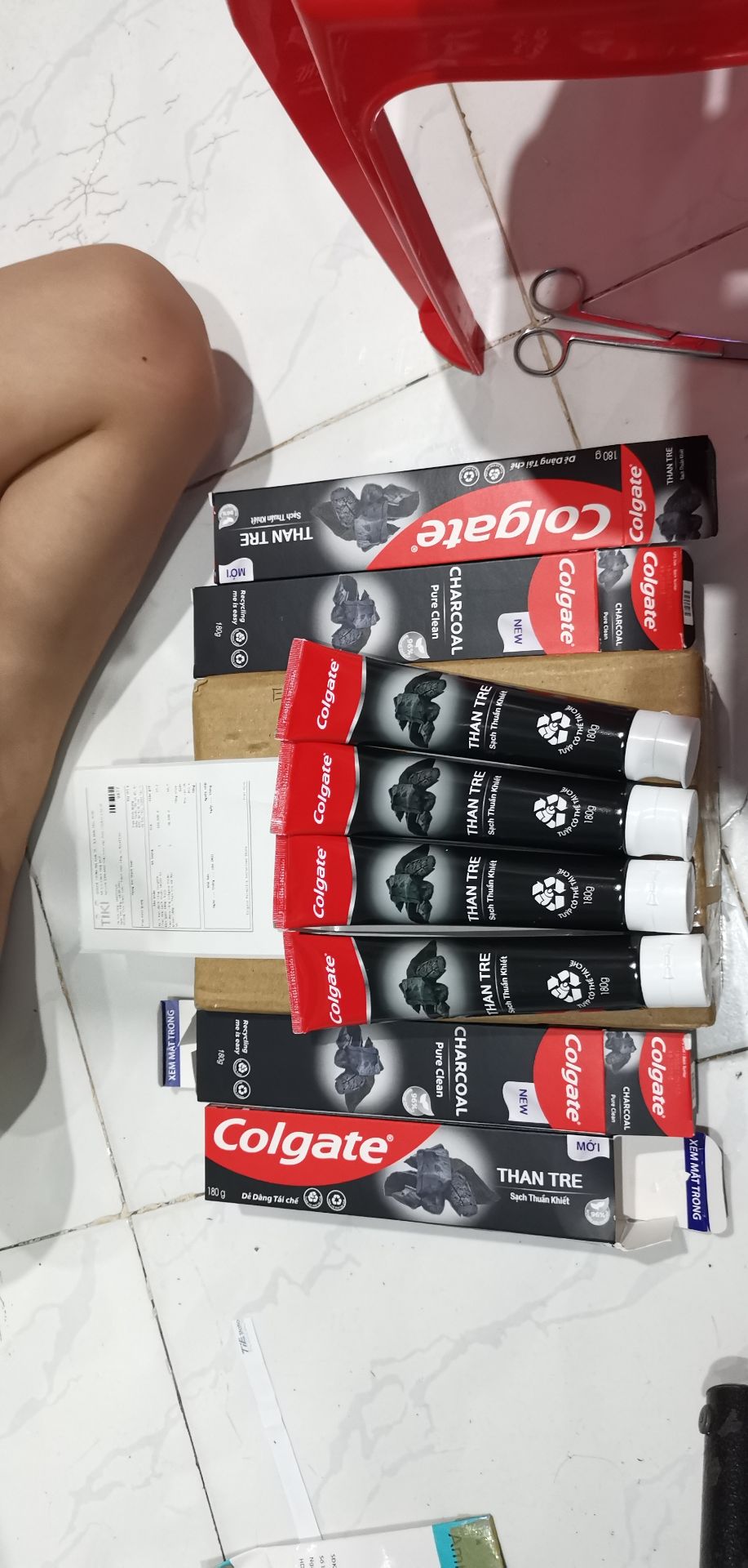 Shop đóng gói hàng cẩn thận, giao đủ hàng, giá bán hợp lý. Mình thích khuyến mại, cứ có khuyến mại là mua ủng hộ.
Chúc Shop luôn đông khách, sẽ ủng hộ Shop ở  những lần sau.