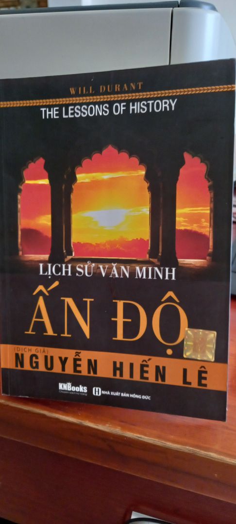Bản dịch của của Cụ Nguyễn Hiến Lê rất chất lượng, khối lượng kiến thức về văn minh Ấn Độ trong sách này đúng là đồ sộ, cần nhiều thời gian hơn để đọc và nghiền ngẫm.