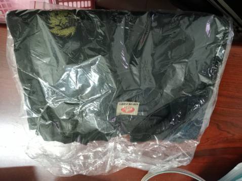 Hàng đẹp giá chuẩn giao hàng cực nhanh đóng gói cẩn thận giá siêu yêu. chất vải mát mềm rất hài lòng shop nhé. hàng chuẩn tặng shop 5 sao... sẽ mua thêm 1 chiếc màu xanh cho đủ bộ vì quá yêu mà mua 2 chiếc