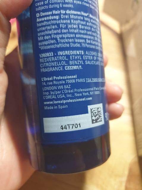 Code trên chai thủy tinh không trùng với code trên vỏ. Barcode cũng không check được thông tin sản phẩm.
Đang phân vân về chất lượng bên trong chai.