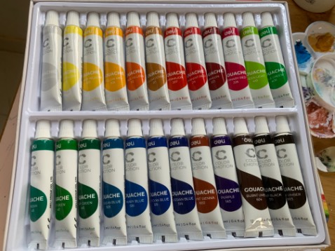 Màu đẹp, độ che phủ khá, đóng gói cẩn thận, giao hàng nhanh.