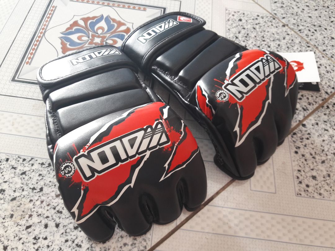 Thiết kế ngầu . Chất liệu cao cấp . Shop bán giá rẻ hơn shop khác . Nên đăng bán vỏ bao cát loại dây xích để khách hàng mua thêm . Thiết kế ngầu . Chất liệu cao cấp . Shop bán giá rẻ hơn shop khác . Nên đăng bán vỏ bao cát loại dây xích để khách hàng mua thêm .