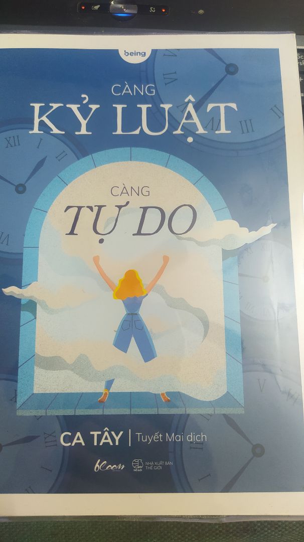 Gần mục đầu còn có những lời nhắn gửi đặc biệt. Nội dung được trình bày cũng rất rõ ràng, mạch lạc, vì thế rất dễ để người đọc hiểu được ý mà tác giả muốn nhắn gửi qua từng đoạn, từng câu chuyện.