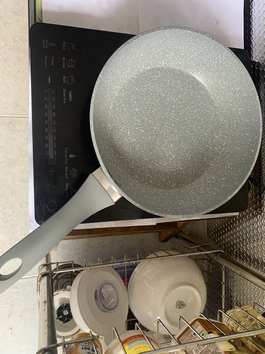 Lúc đầu Tiki nói chủ nhật giao ai dè sáng thứ 6 đã nhận hàng. Chảo đẹp!