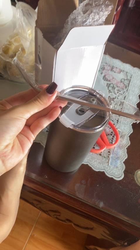 Shop giao hàng nhanh lăm luôn. Cốc giữ nhiệt tốt, được khá lâu. mọi người nên mua nha. Shop uy tín nha