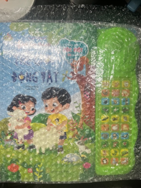 Đóng gói rất kỹ càng luôn. Sách hay, chất lượng, bé rất thích.