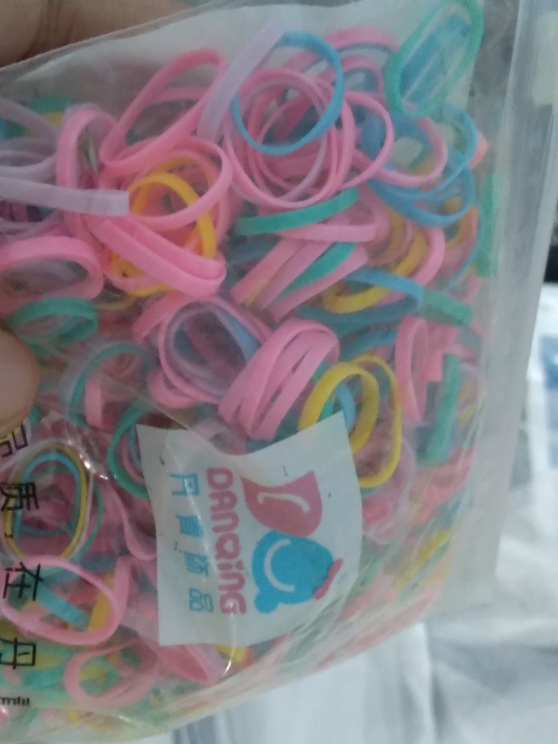 Độ co giãn tốt, màu sắc phù hợp, dễ dùng, nếu không khuyến mãi giá hơi mắc xíu, còn khuyến mãi thì ok