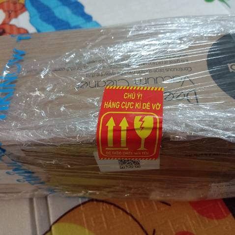 Sản phẩm đóng gói cẩn thận, đã *** thấy lực hút mạnh, nhỏ gọn tiện dụng, máy kêu to là ko tránh khỏi, độ bền cần thời gian trải nghiệm mới biết đc .Tóm lại rất ok