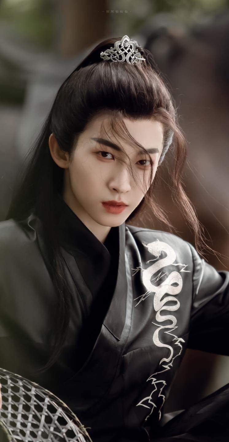 hình ảnh mang tính chất nhận xu nhưng mà gội thích vô cùng mùi thơm dễ chịu mỗi tội chai bé quá. có chai 1l thì tiện quá