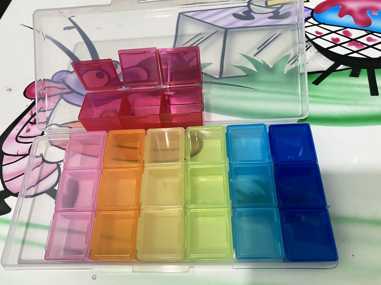 Nhìn xinh xắn gọn gàng, tiện lợi.