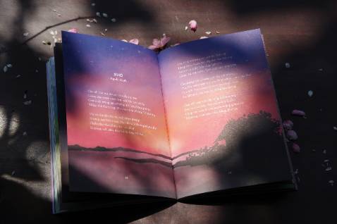 Thơ hay, cảm xúc. Tranh minh họa rất đẹp. Cầm trên tay cuốn sách mà cảm thấy vô cùng trân trọng!