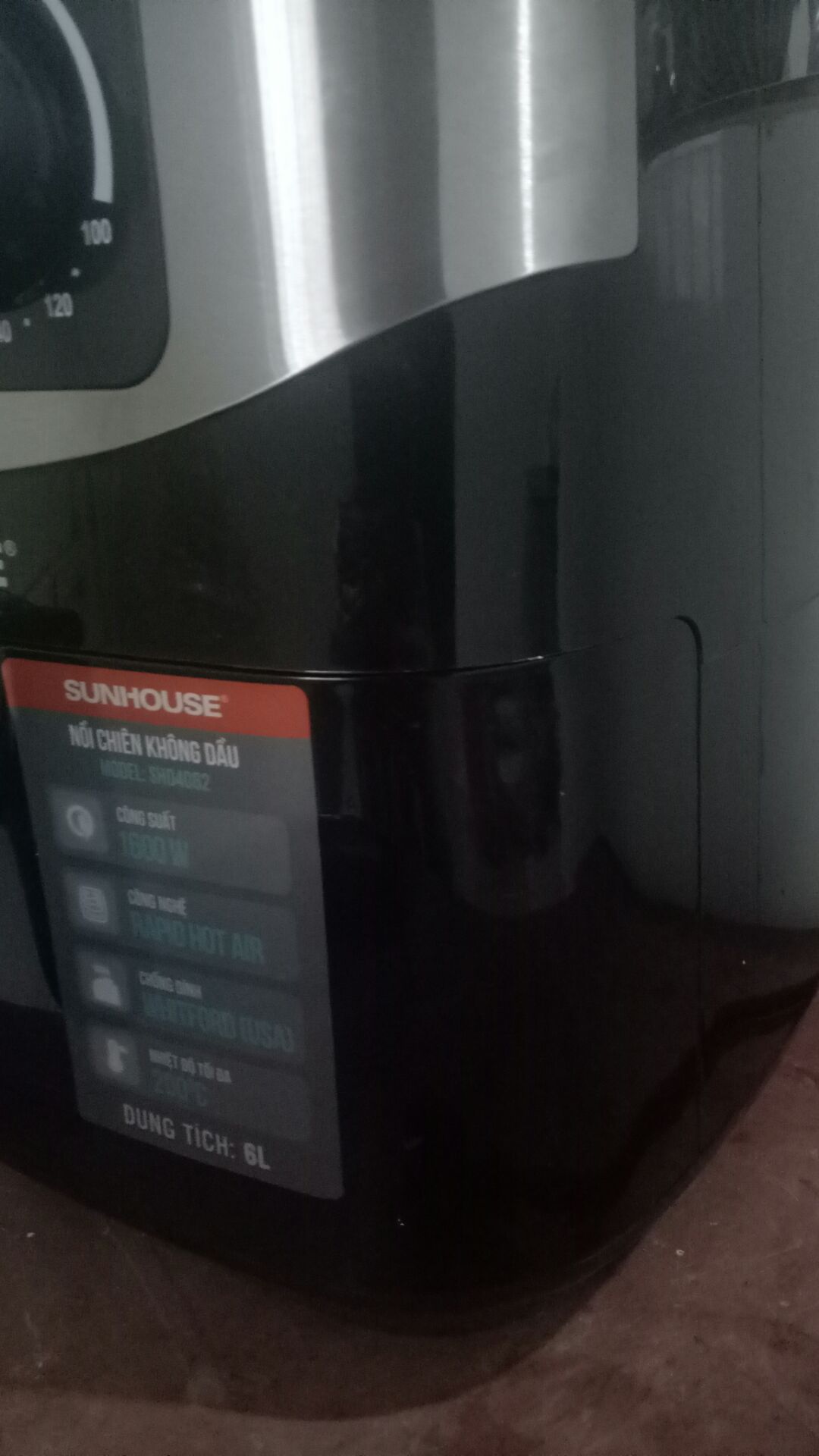 hàng đẹp nhưng bị lỗi, đóng vào ko xác 1 bên . vẫn xài tốt,chiên ngon nha