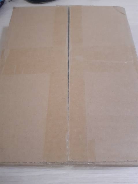 Hàng nhận được đúng như hình ảnh. Hàng chất lượng không bị móp méo nhiều.