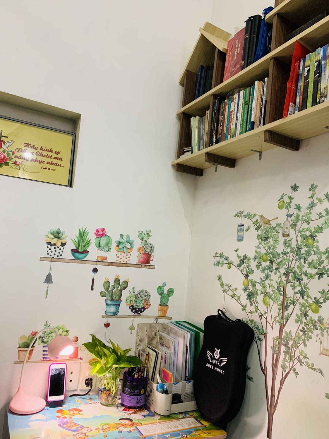 Đẹp và dễ dán lắm nha